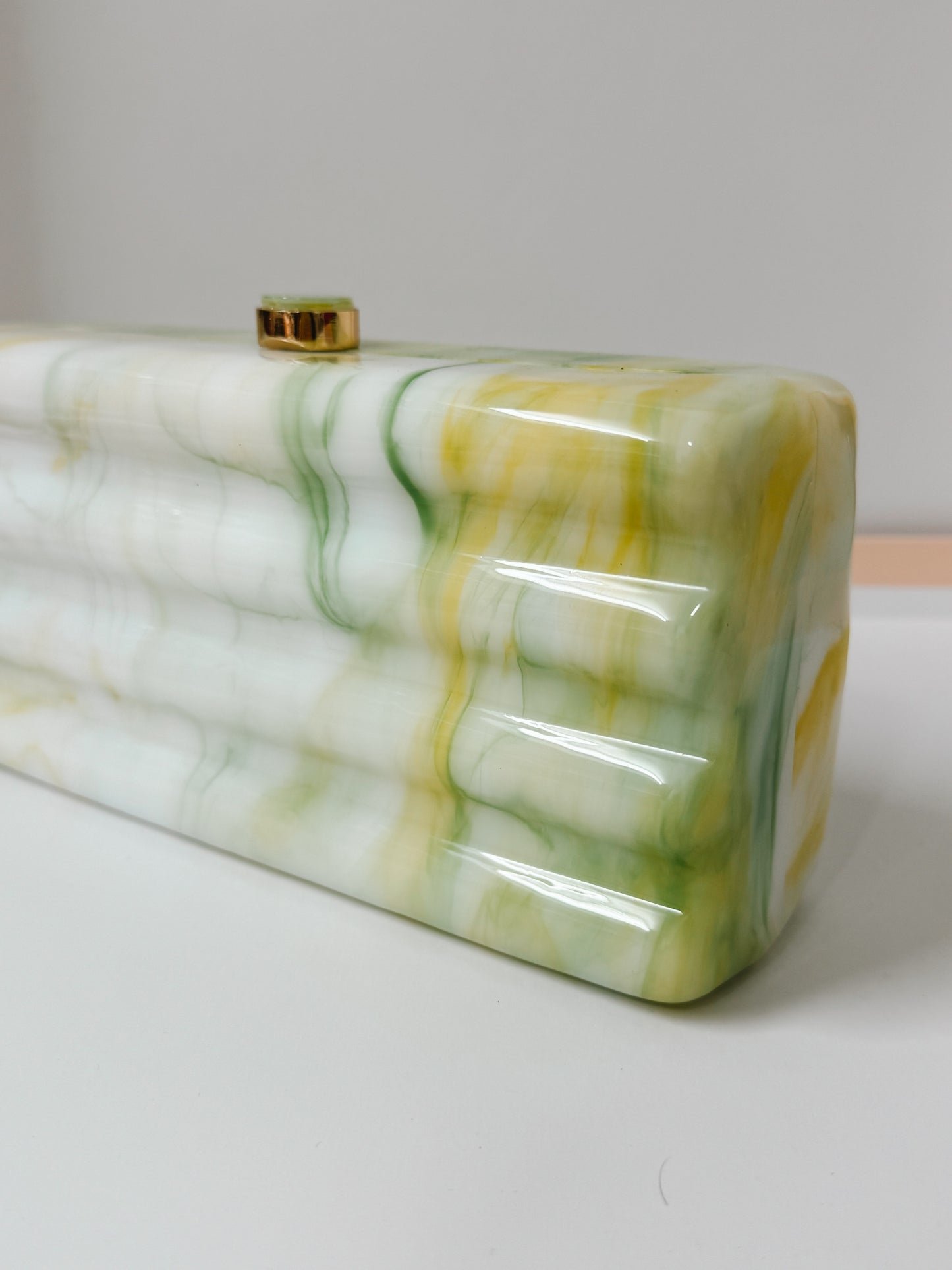 CLUTCH MARBLE GREEN